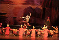 Профессиональные фотографии спектаклей и балетных постановок