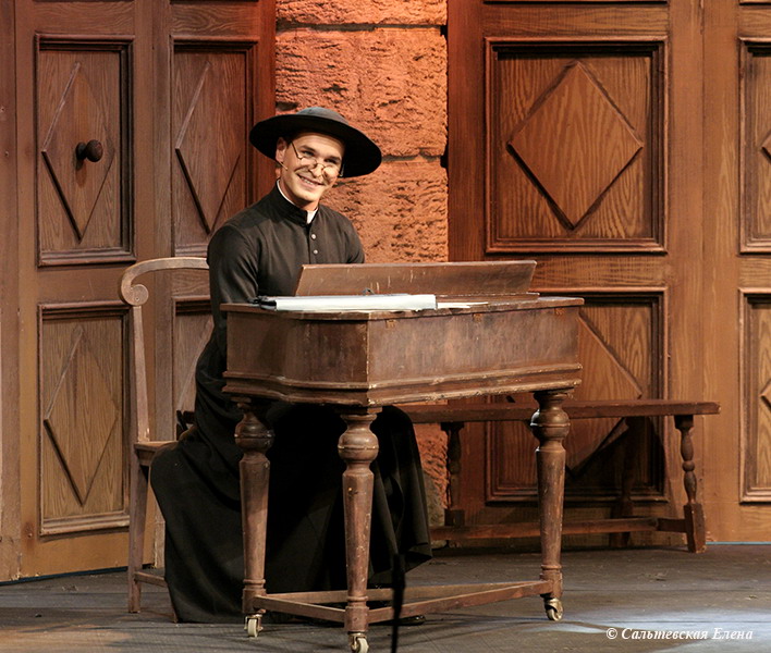 фотографии со спектаклей театра им.Евг.Вахтангова